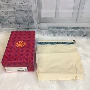 Tory Burch Shoe Box & Dust Bag✂️